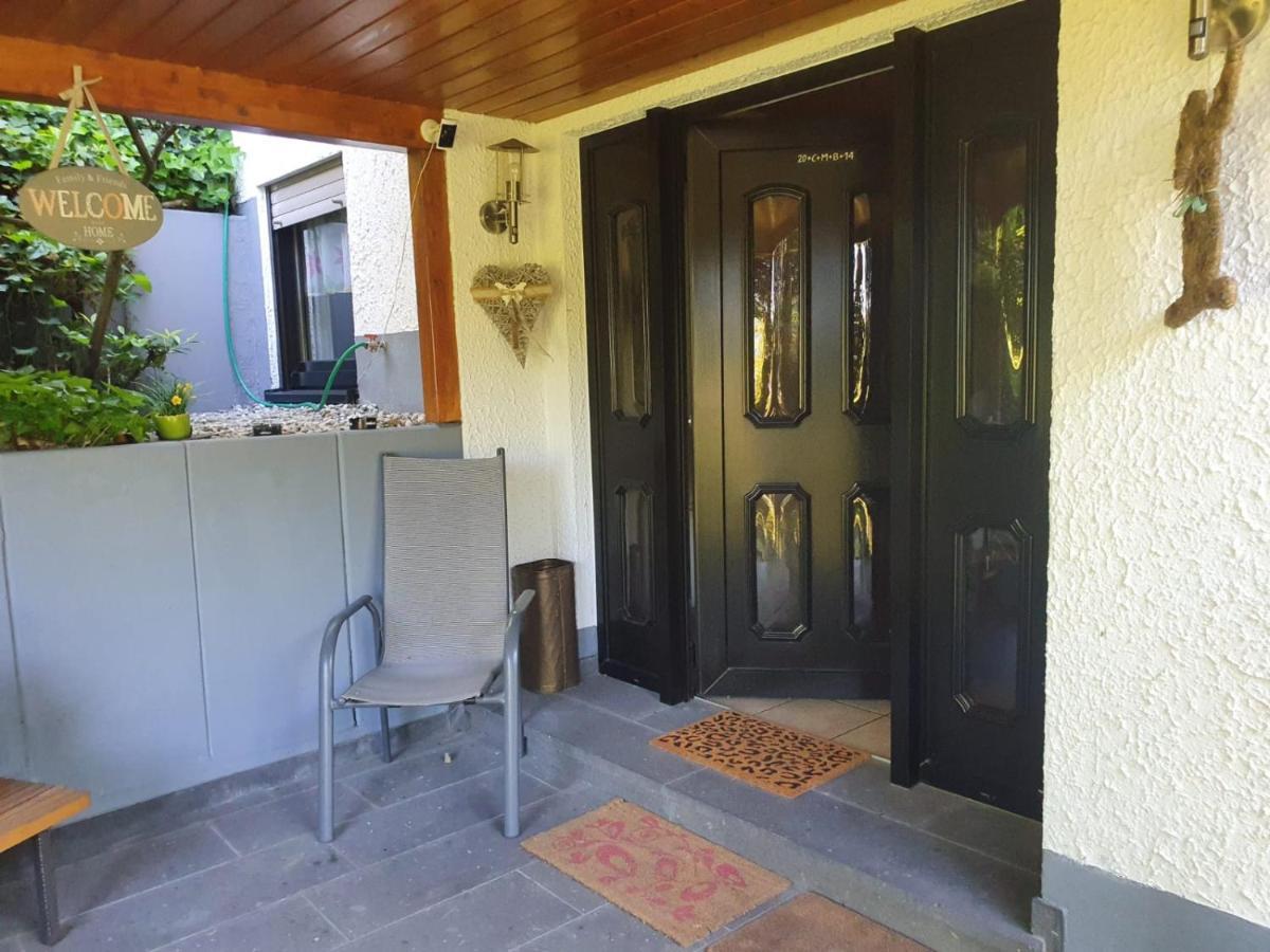 Ferienwohnung Zum Rheinblick Kestert Екстер'єр фото
