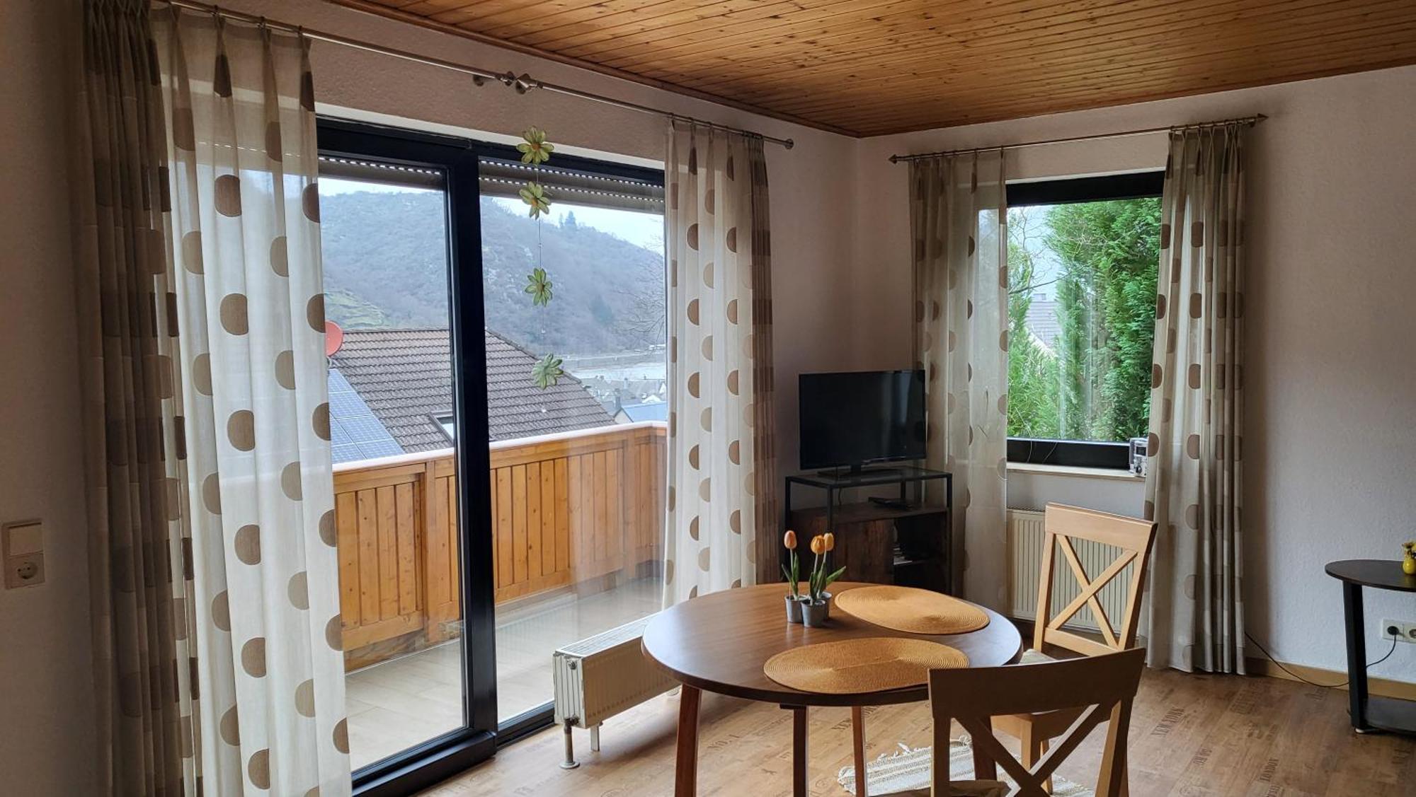 Ferienwohnung Zum Rheinblick Kestert Екстер'єр фото